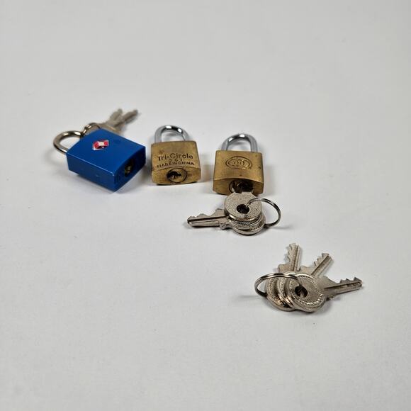 Set of 3 Conair and Tri-Circle "Travel Smart" Sentry TSA Padlock - Picture 1 of 2